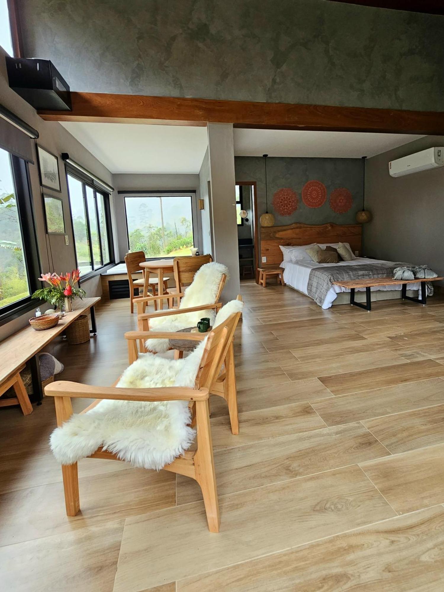 Vila Pinheiro Villa Santa Teresa  Esterno foto