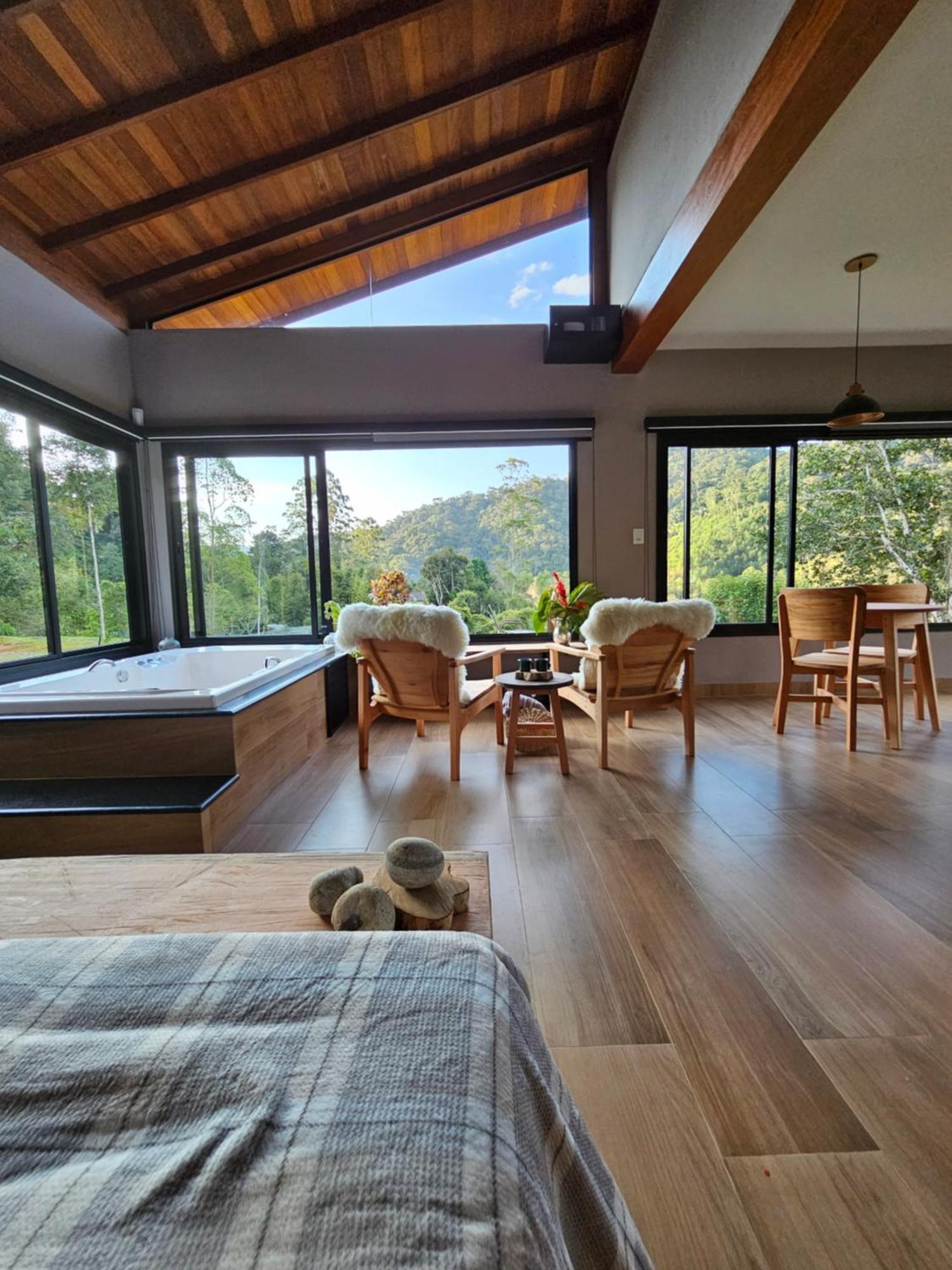 Vila Pinheiro Villa Santa Teresa  Esterno foto